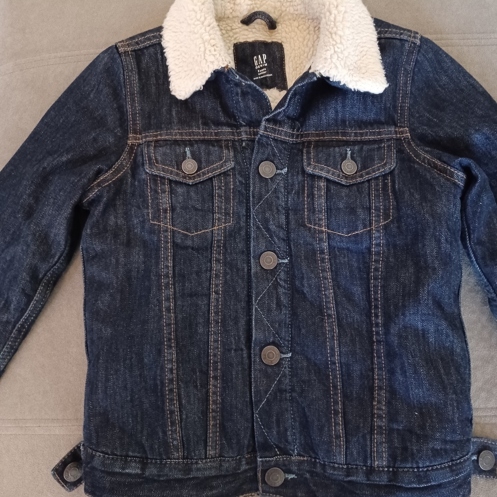 Gap Kids 5Y Jean jacket fur lined
